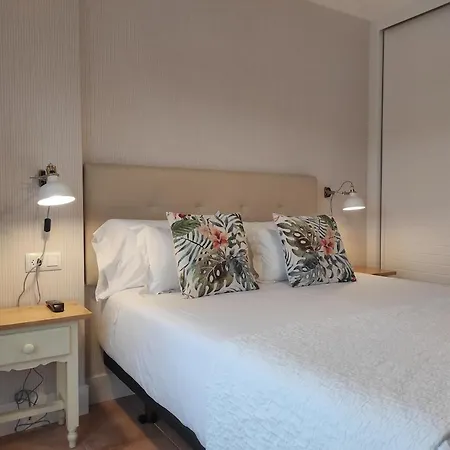 A 150 M De La Playa De Baltar - Vut * Sanxenxo