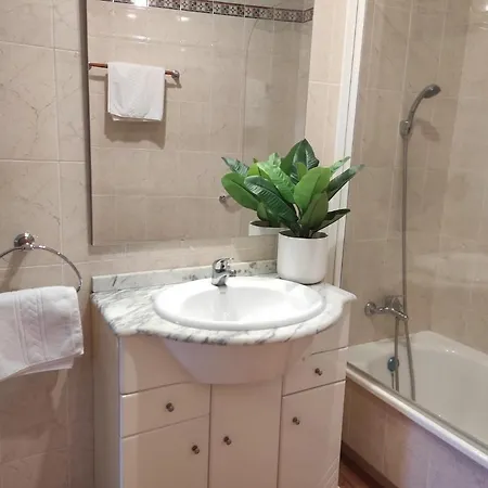 Apartamento A 150 M De La Playa De Baltar - Vut