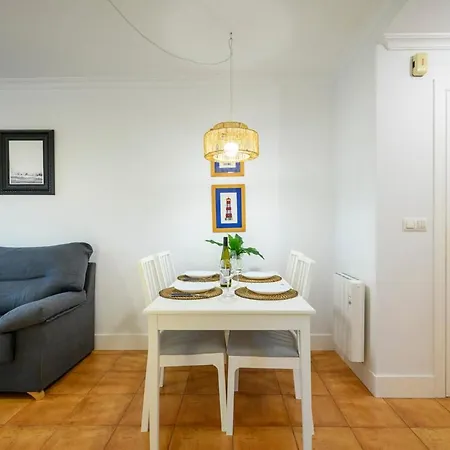 Apartamento A 150 M De La Playa De Baltar - Vut