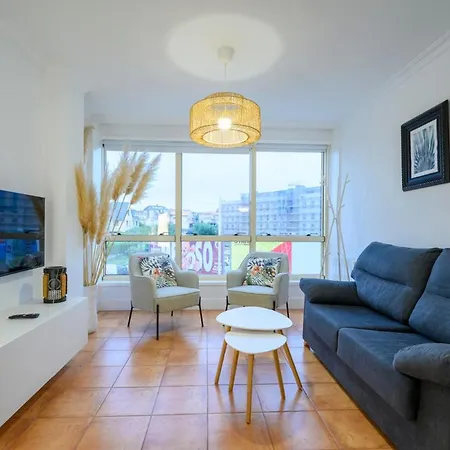 Apartamento A 150 M De La Playa De Baltar - Vut *